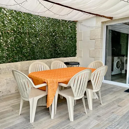 Au Calme Climatise Avec Terrasse * Paillet